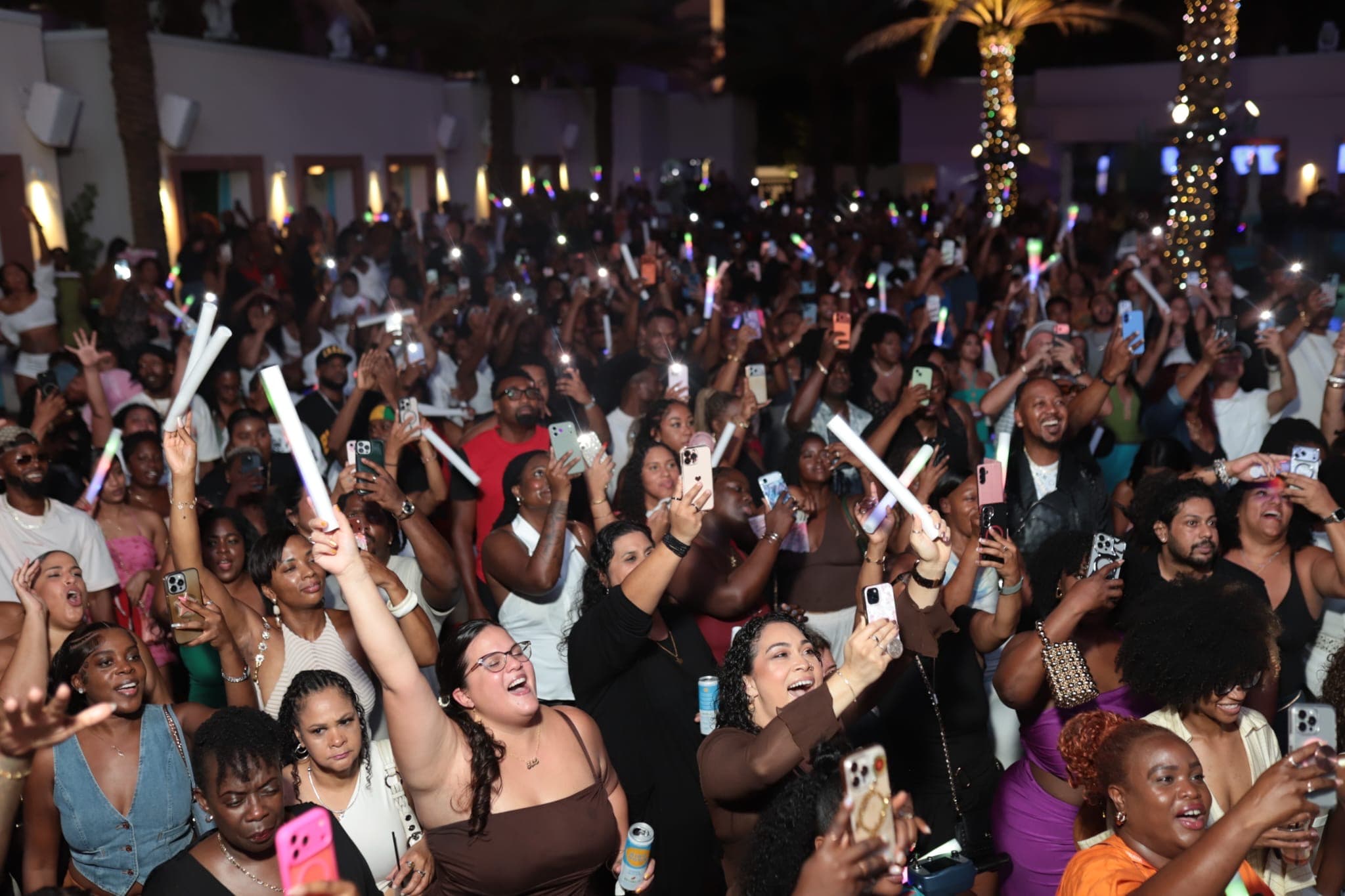 OSOCITY's homecoming headlines Caribbean City's HEATWAVE