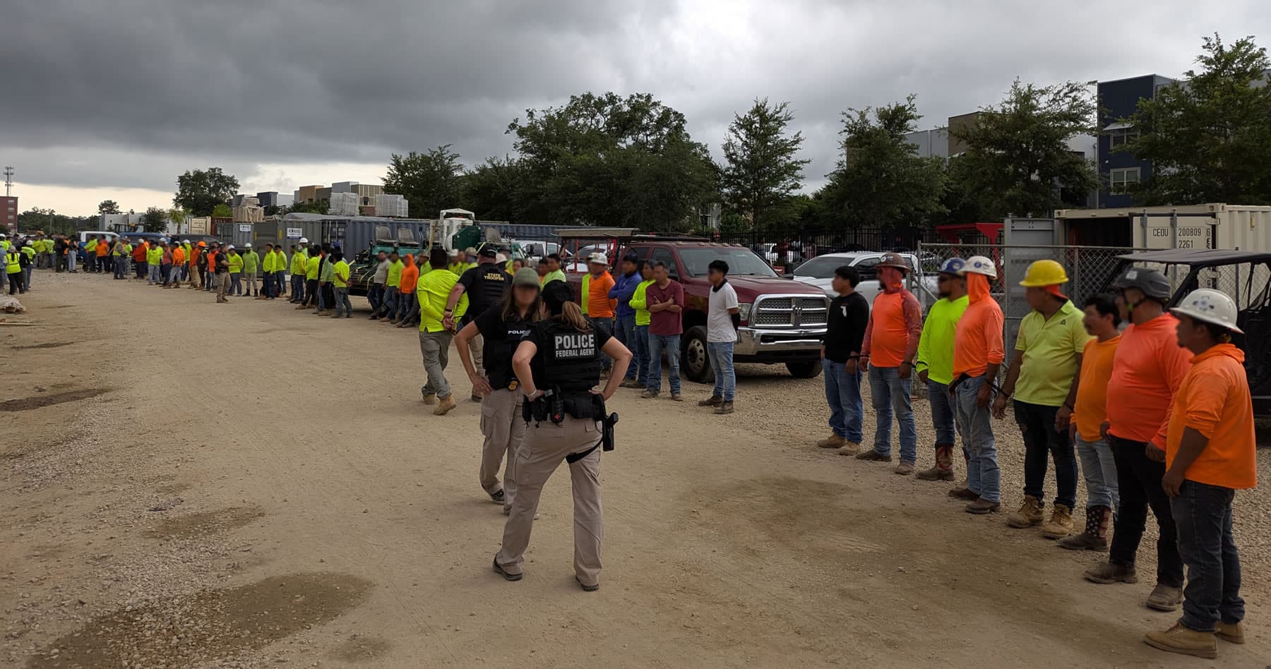 Over 100 undocumented immigrants arrested at Florida construction site