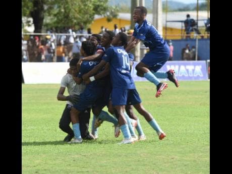 Manning’s, Garvey Maceo to contest DaCosta Cup final