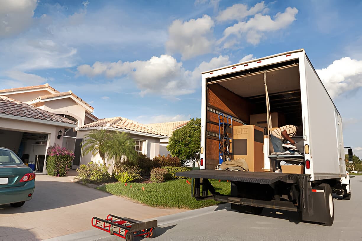 Peace of mind on the move: Licensed and insured movers across Connecticut you can count on