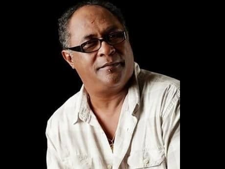 Veteran Broadcaster Walter ‘Bob’ Clarke dies at 75