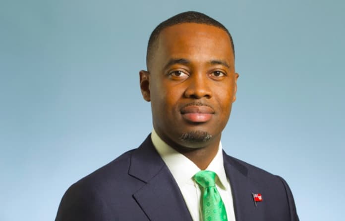 Bermuda’s Premier pushes for independence