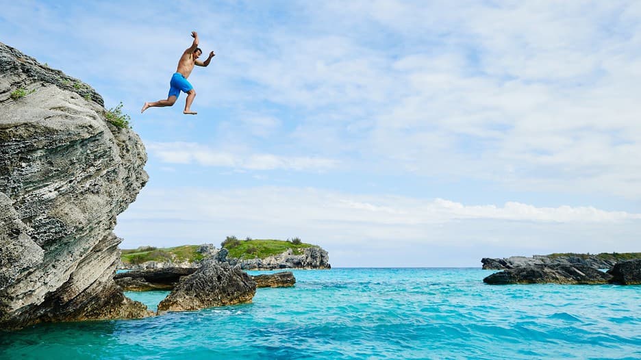 Bermuda rules out commercial immigration