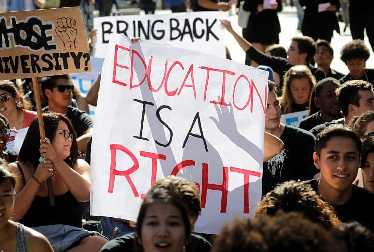 Threat to in-state college fees for Florida immigrants
