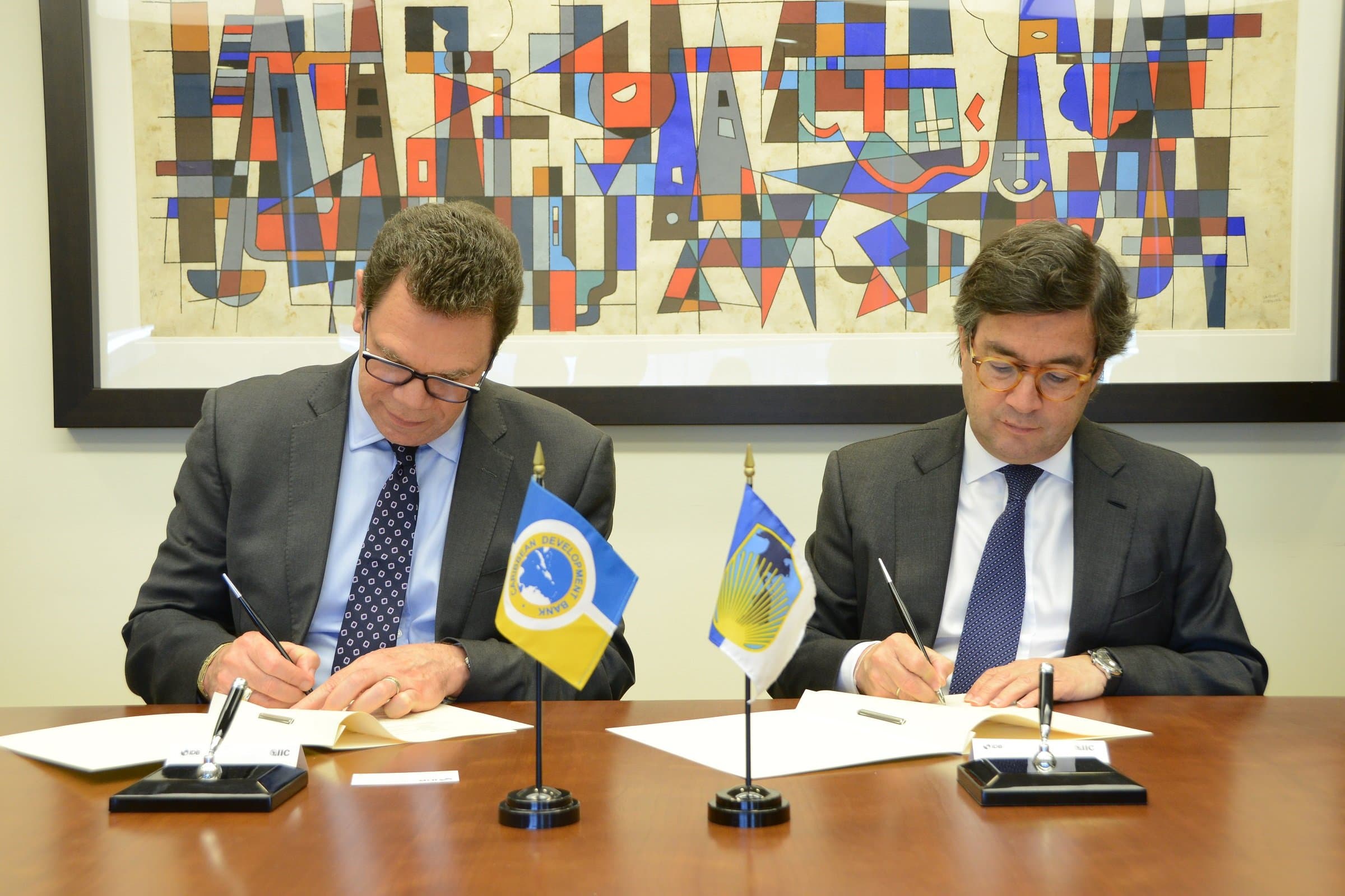 CDB and IDB sign MOU to develop Caribbean