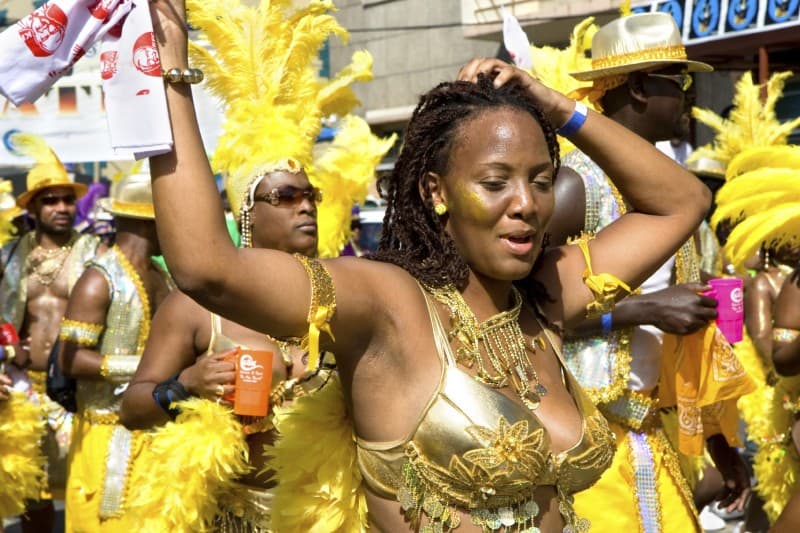Carnival time, Mon!!