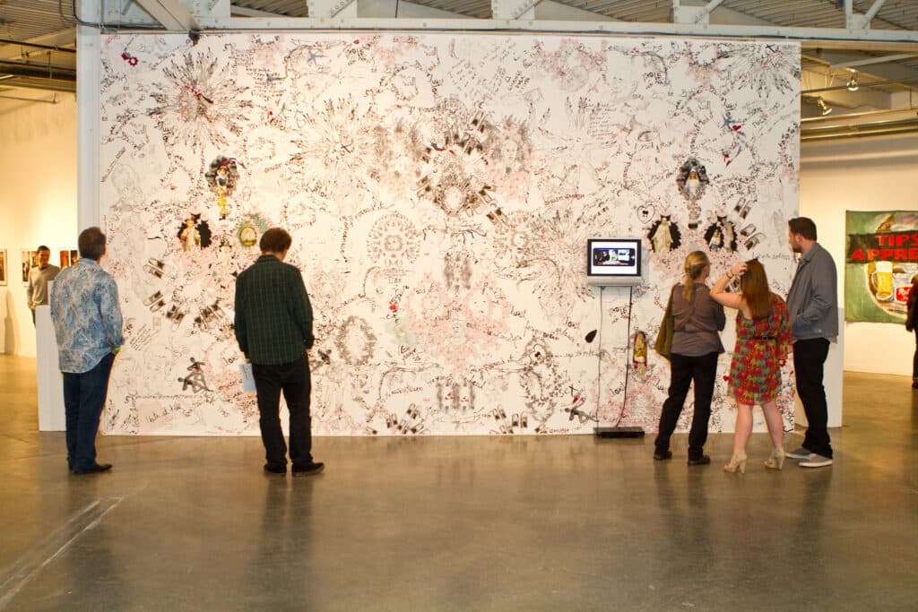 What makes contemporary art exhibitions a must-see experience for art lovers?