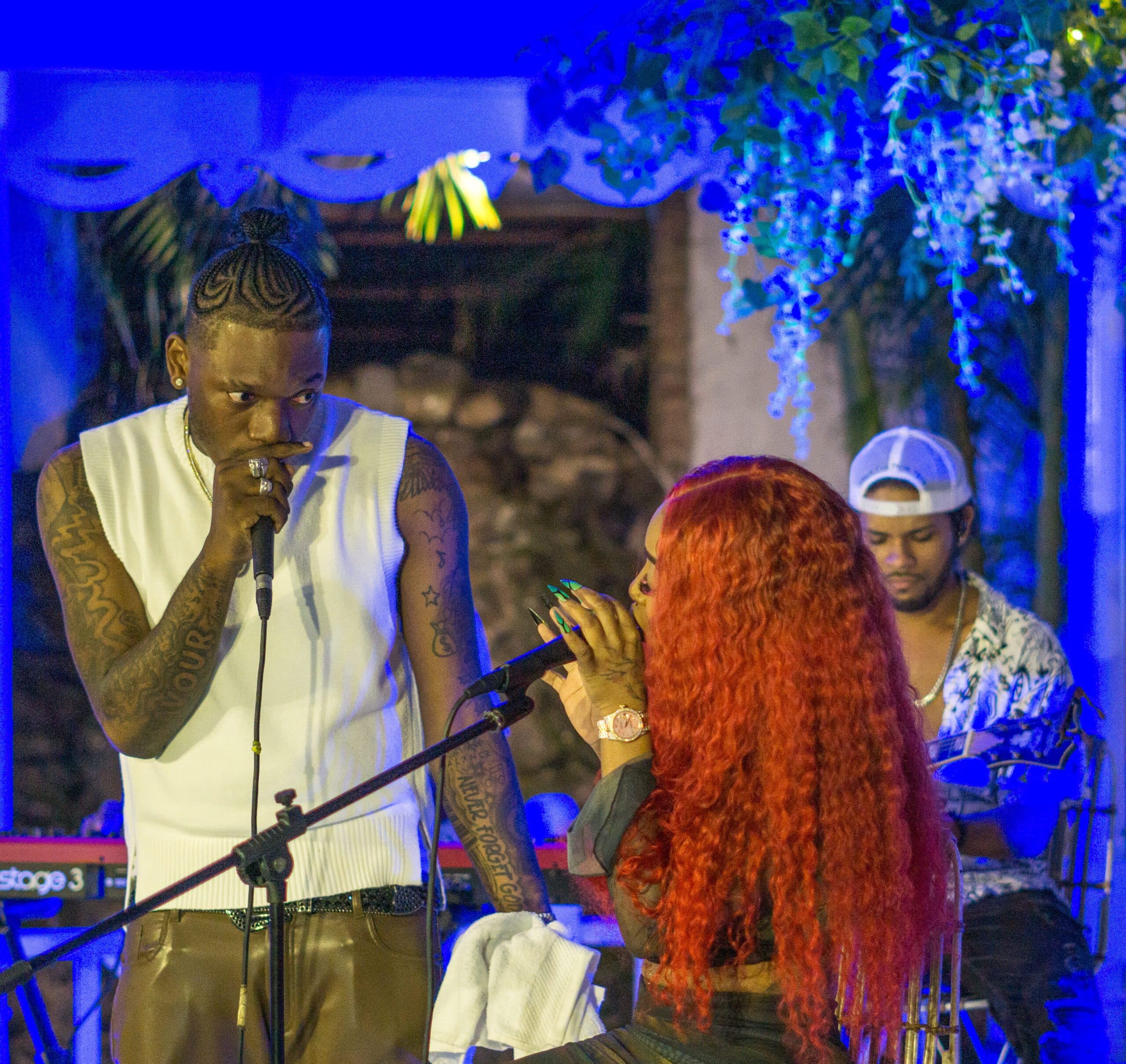 Dancehall star Valiant ignites crowd with debut acoustic performance