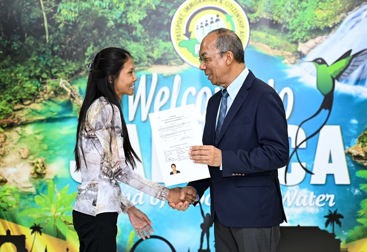 Jamaica grants citizenship to 28 individuals from 15 countries