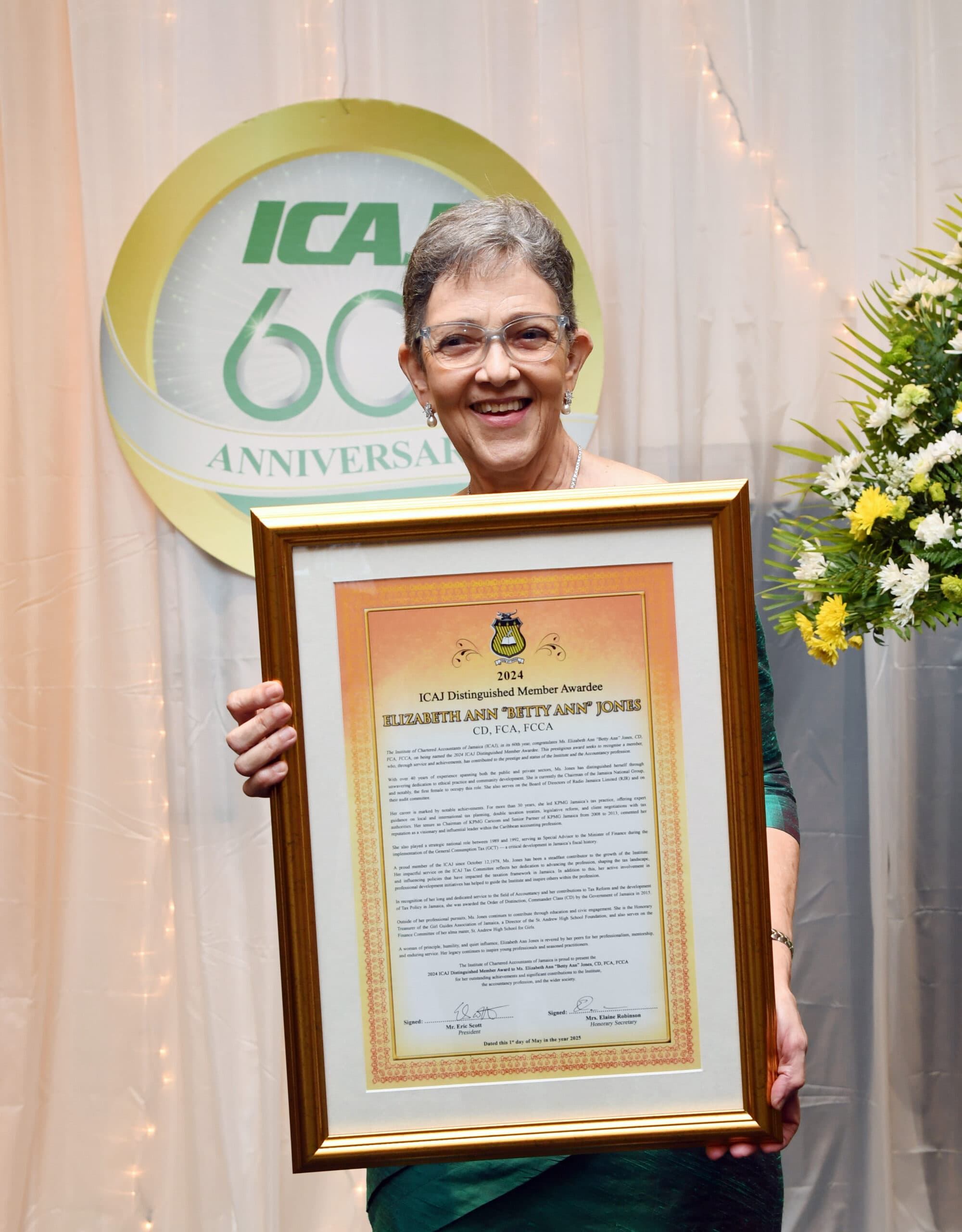 Jamaica National Group’s Elizabeth Ann Jones receives top ICAJ honor for career in taxation