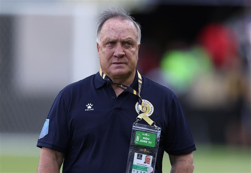 Advocaat steps down after historic World Cup breakthrough with Curaçao