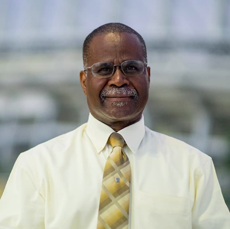 Bahamian doctors planning industrial action