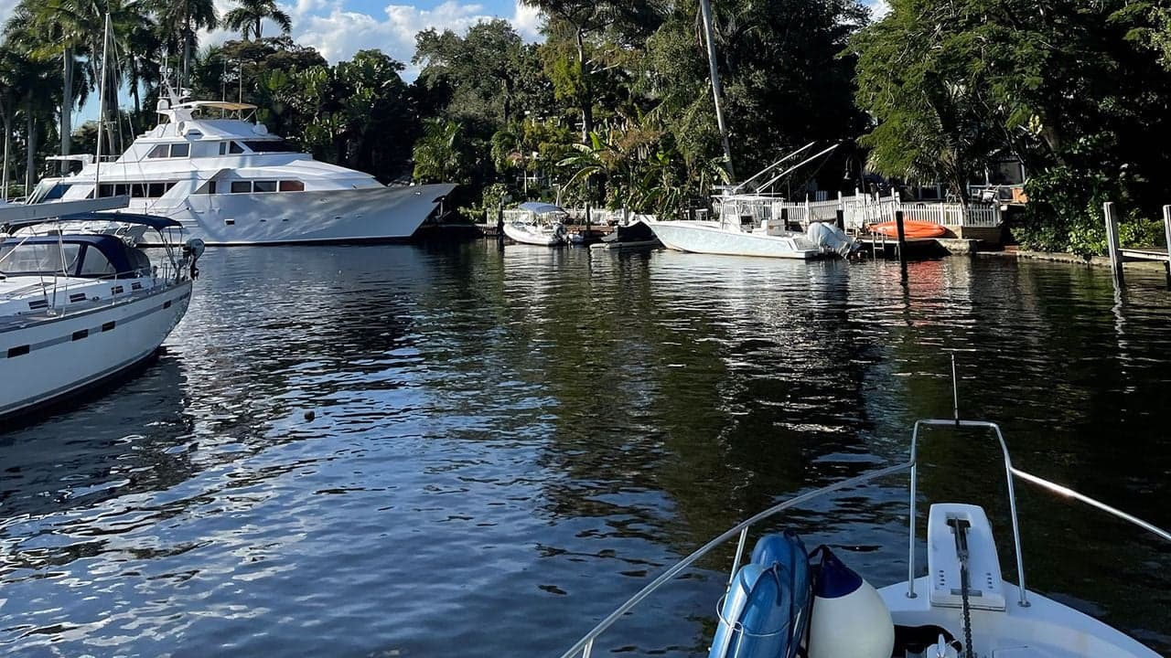 11 injured, including children, in Fort Lauderdale boat explosion on Memorial Day