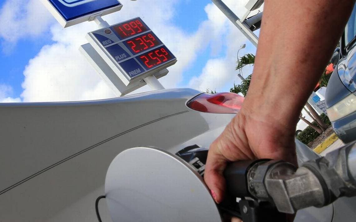 South Florida Gas prices fall following Brexit