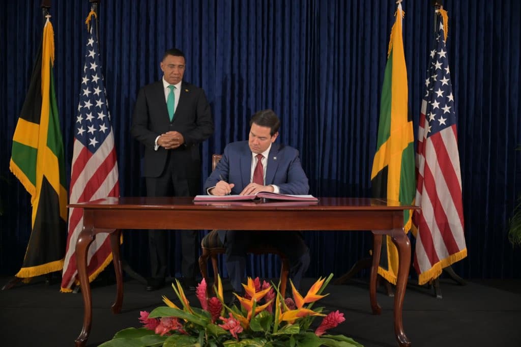 US Secretary of State applauds Jamaica's crime reduction; pledges travel advisory review