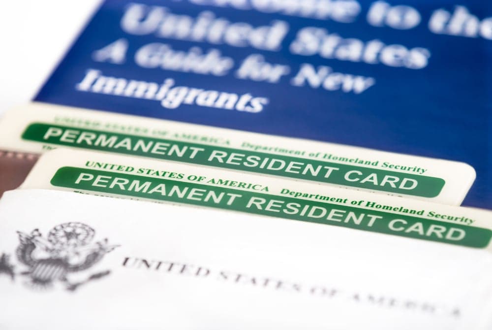 New Policy Automatically Extends Validity of Green Cards
