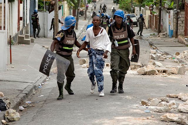 Department of State warns U.S. citizens about travelling to Haiti