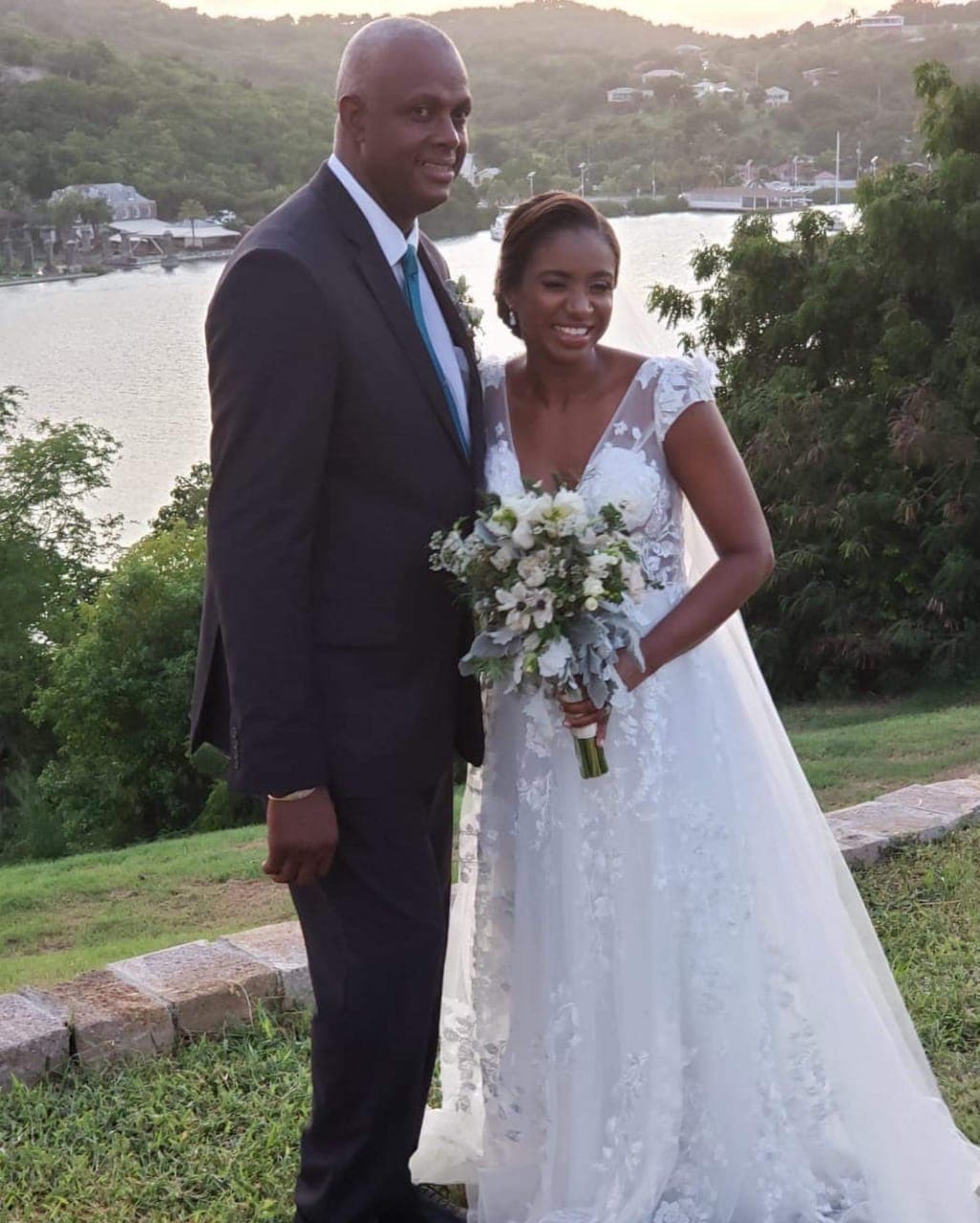 Courtney Walsh Gets Married to Longtime Girlfriend