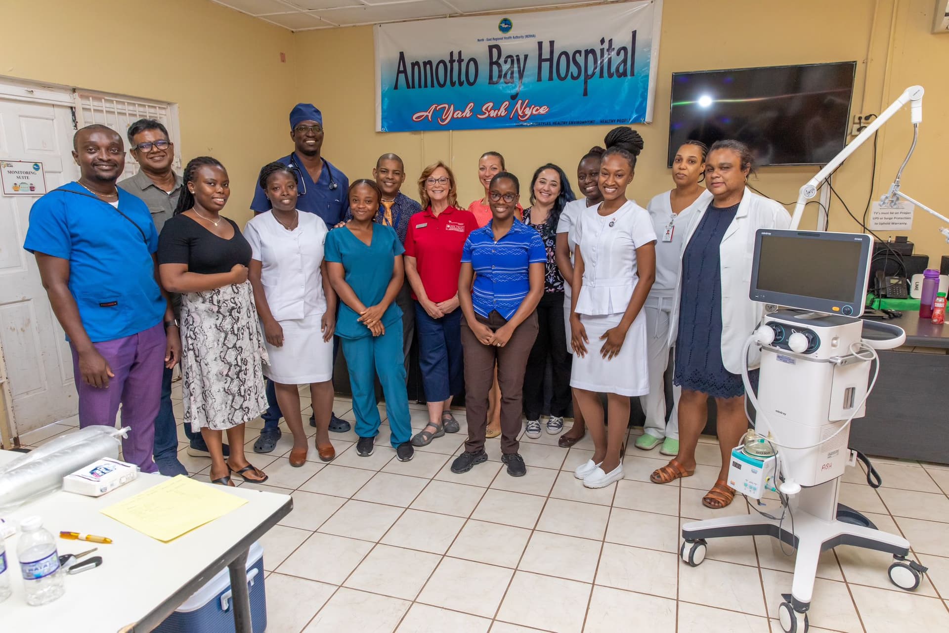Volunteer doctors from the USA successfully train teams at Annotto Bay Hospital in Jamaica