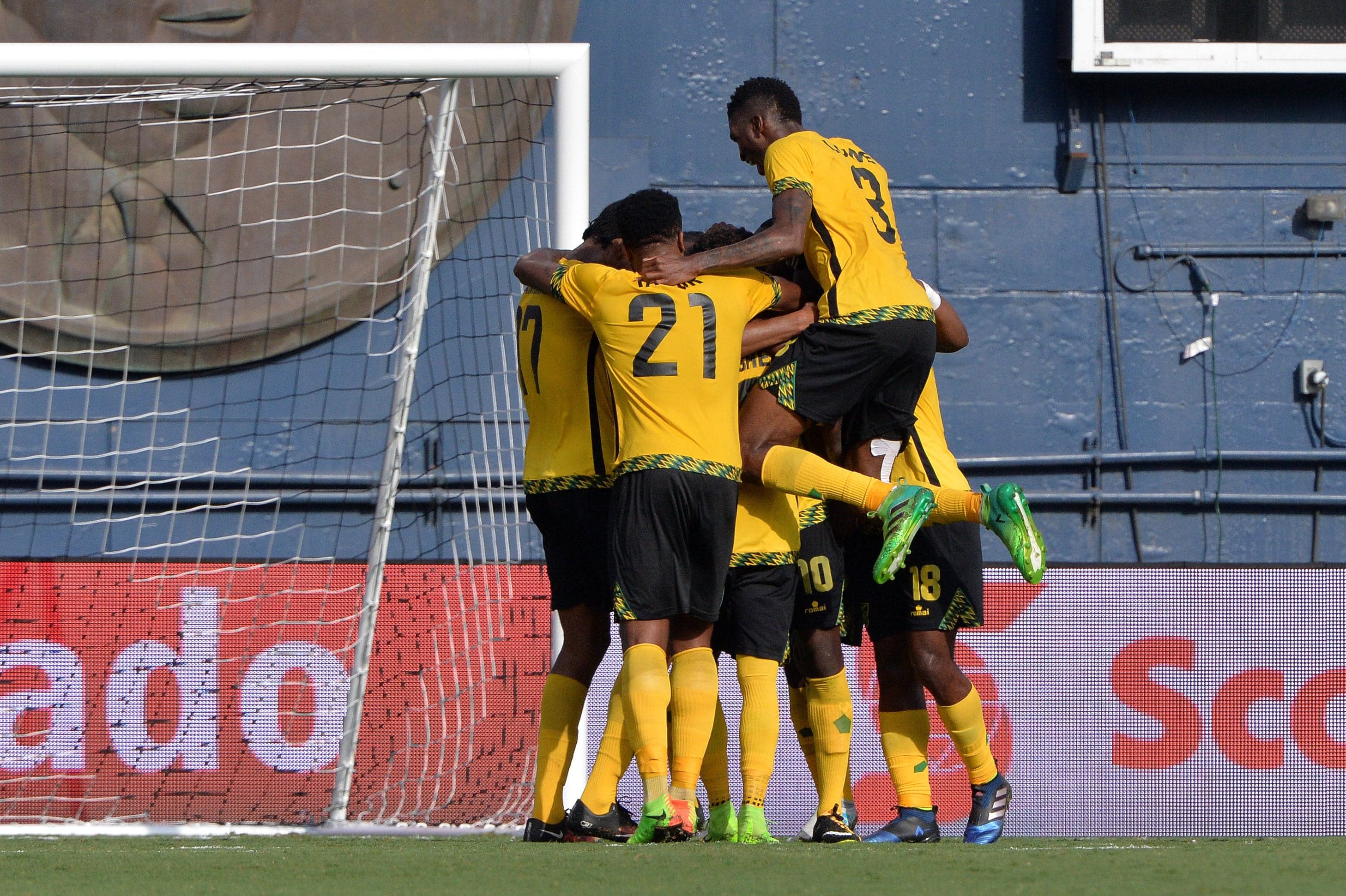 Jamaica advance to Gold Cup semis with 2-1 win over Canada