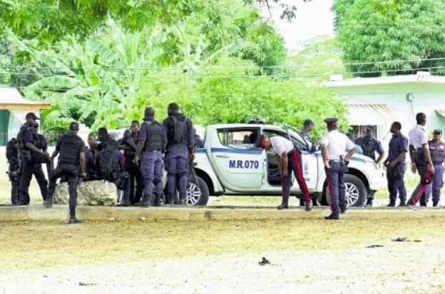 Jamaica Parliament extends state of public emergency
