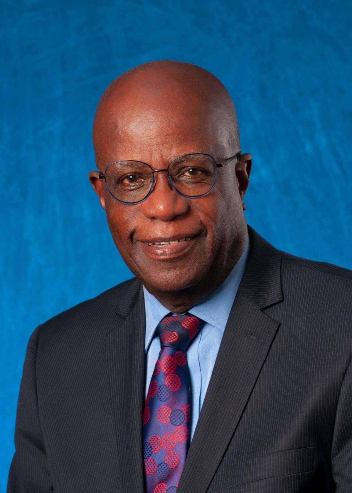 Jamaica Observer Managing Director Julian Rogers retires December 1