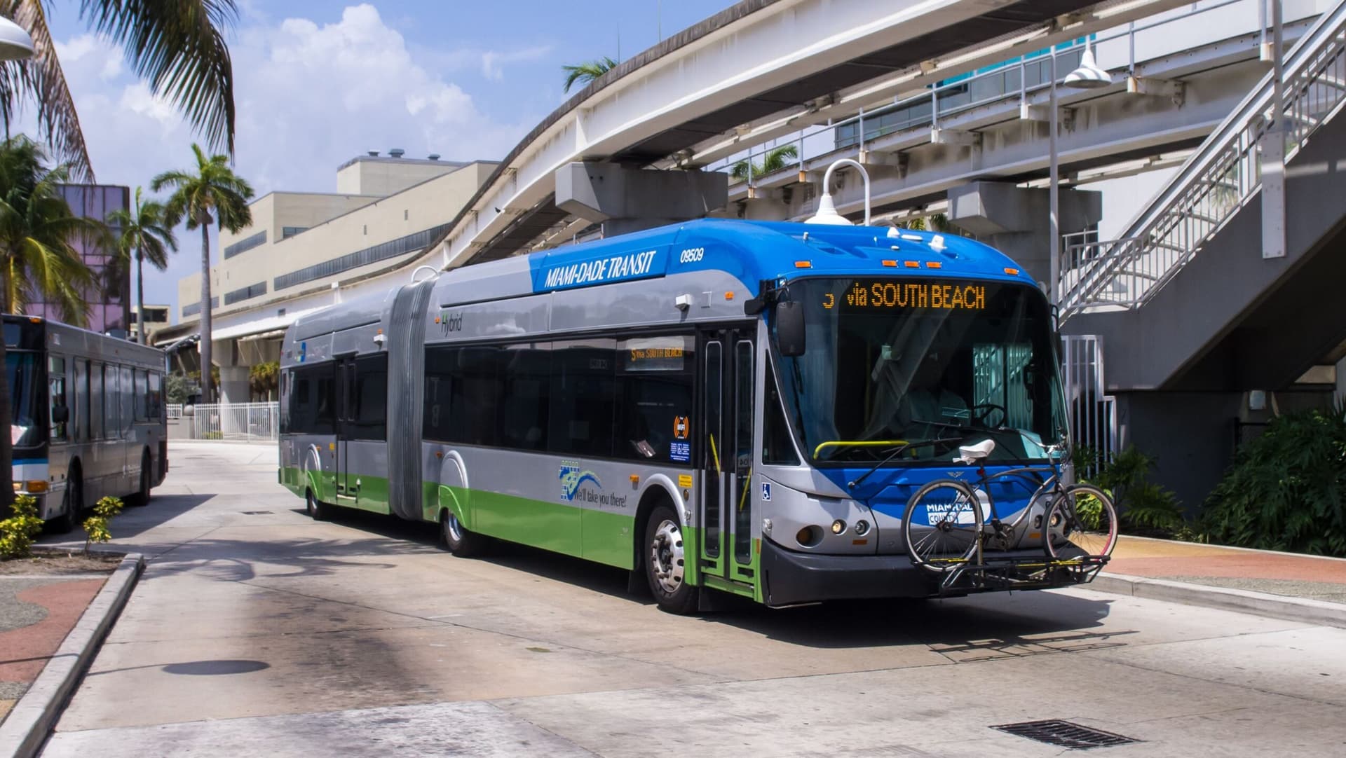 Miami-Dade Transit supervisor, wife, and contractor plead guilty to bribery scheme