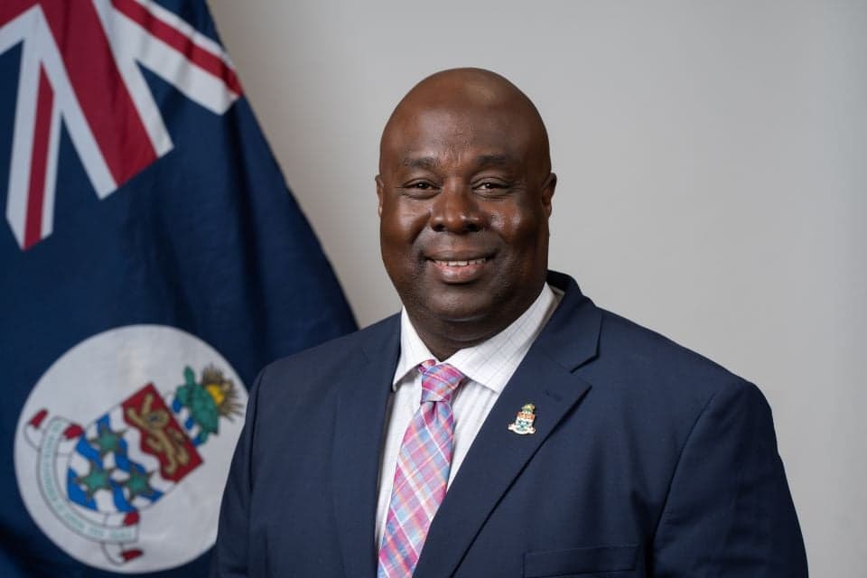 Cayman Government to amend immigration law