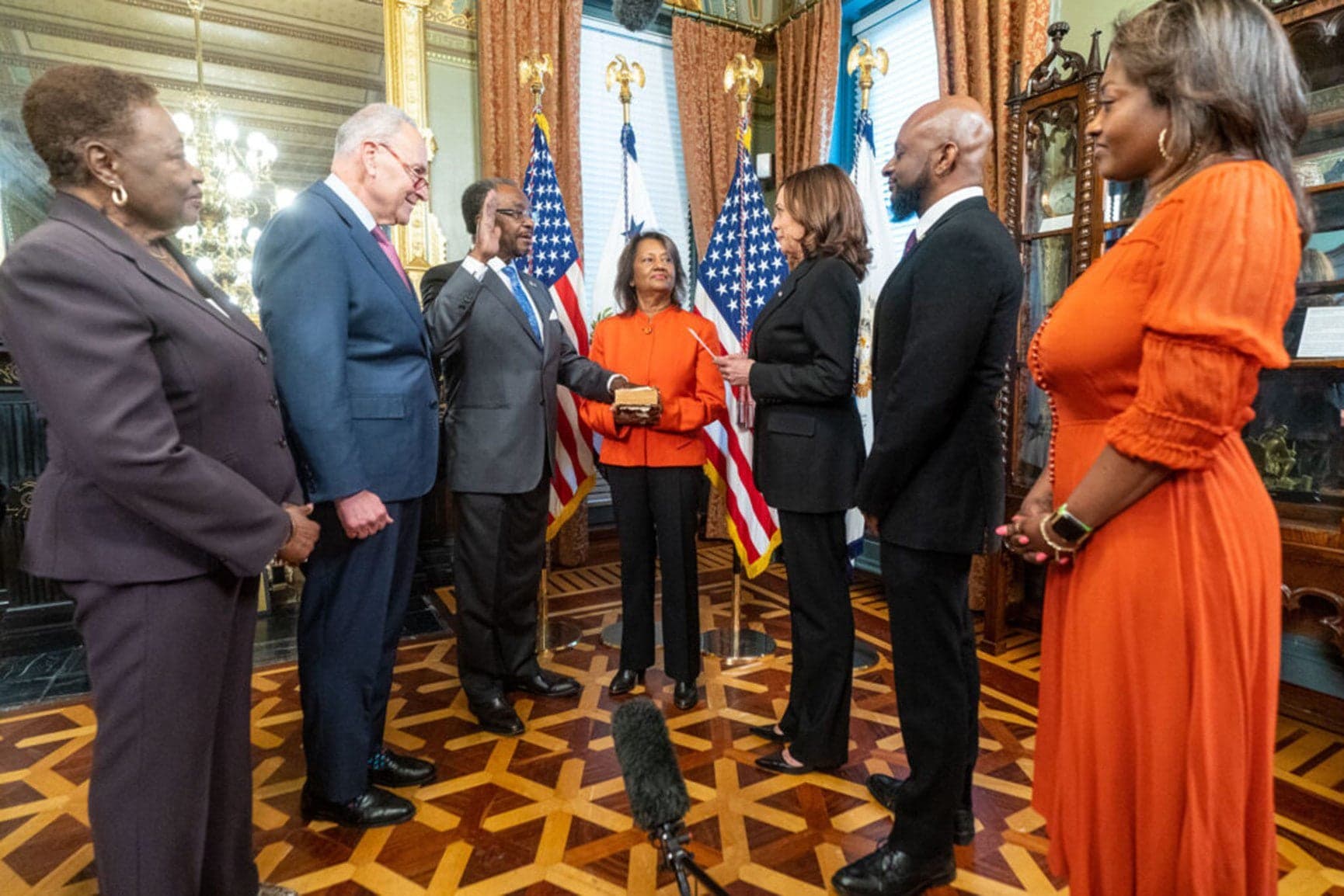 Nick Perry Sworn in as US Ambassador to Jamaica