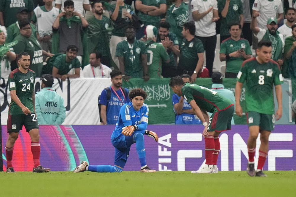 Mexico beats Saudi Arabia 2-1 but falls short at World Cup