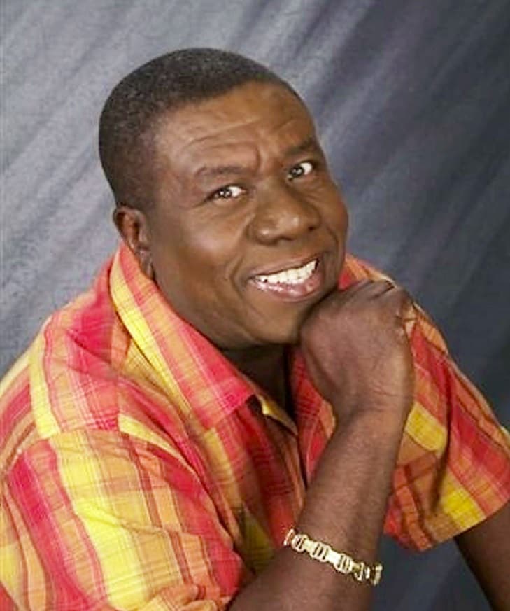 Jamaican actor Oliver Samuels receives Living Legend Award from Red Stripe
