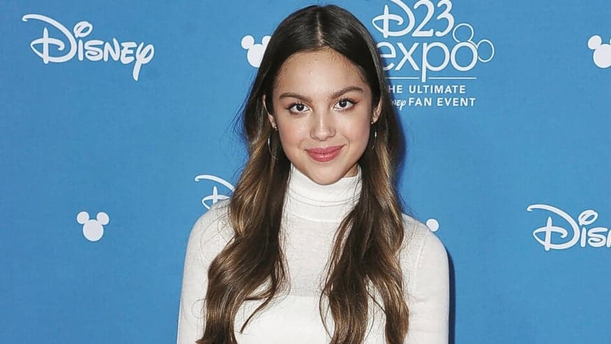 Olivia Rodrigo Debuts Music Video For Hit Song ‘Traitor’