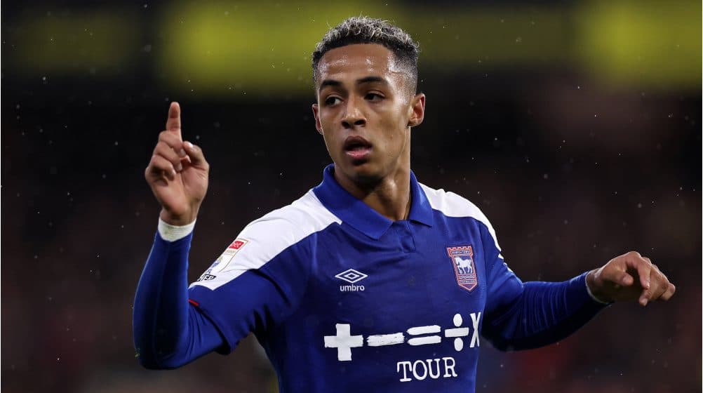 Omari Hutchinson credits Ipswich coaching staff and teammates for recent form