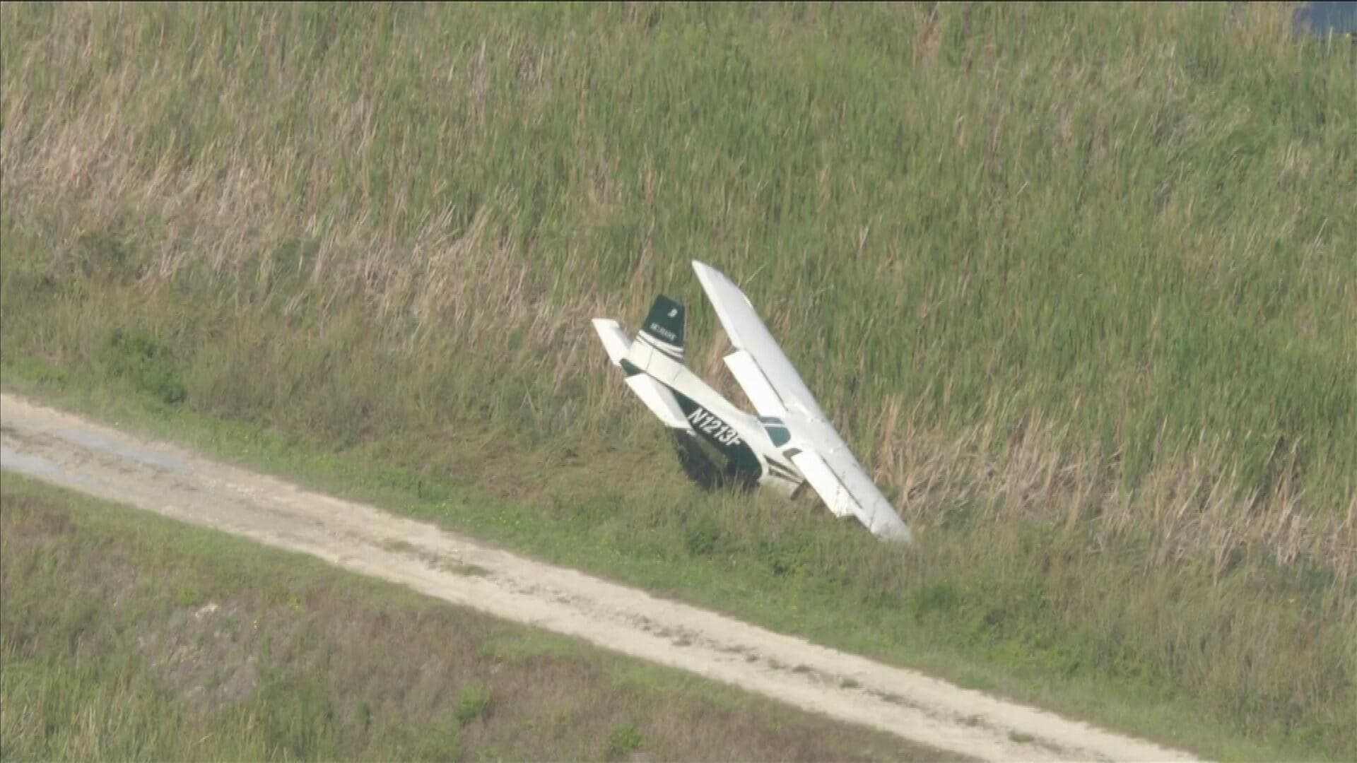 Two rescued after small plane makes emergency landing in Broward