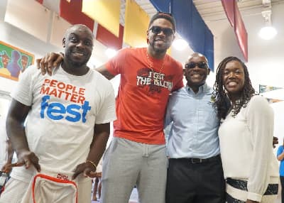 Radio hosts urge Miami residents to put down guns
