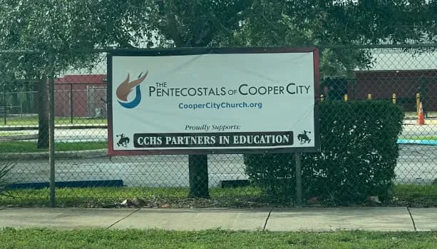 Broward Schools to reconsider policy on religious signs after lawsuit