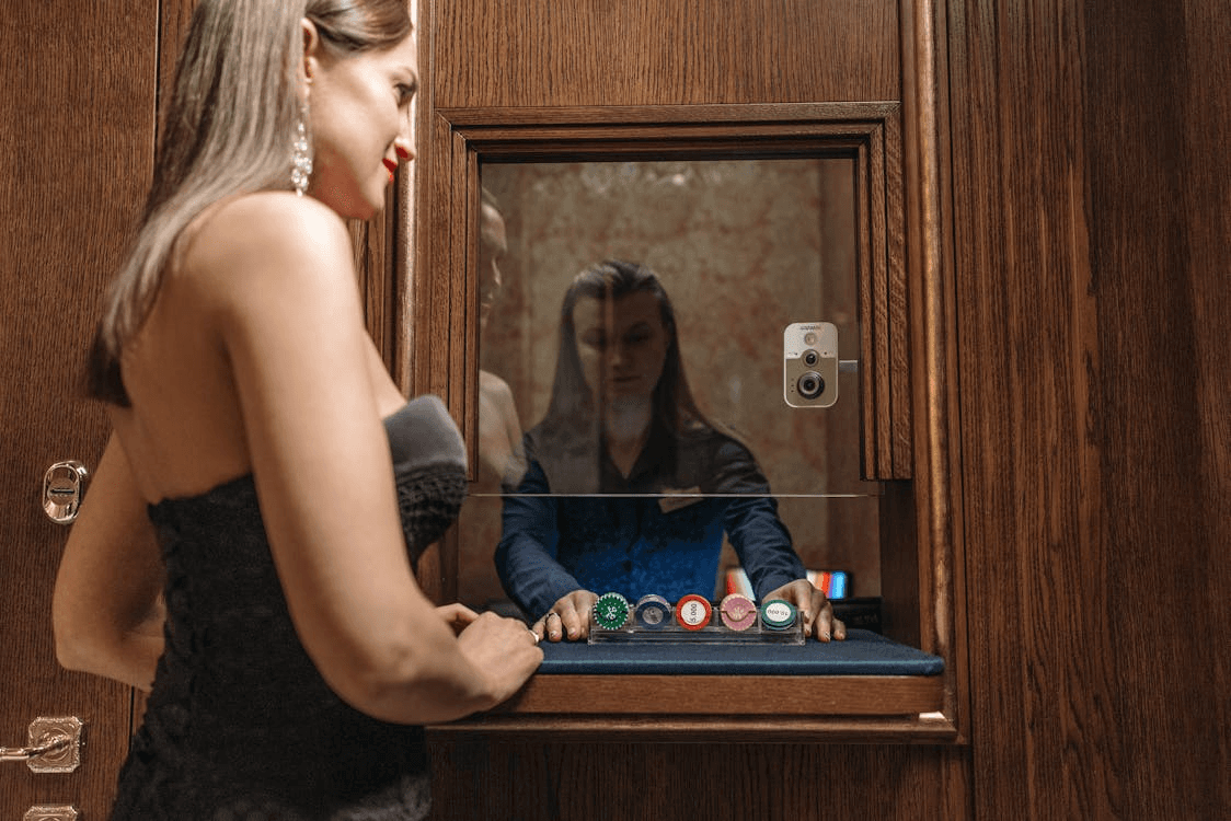 How to balance fun and financial responsibility in gaming