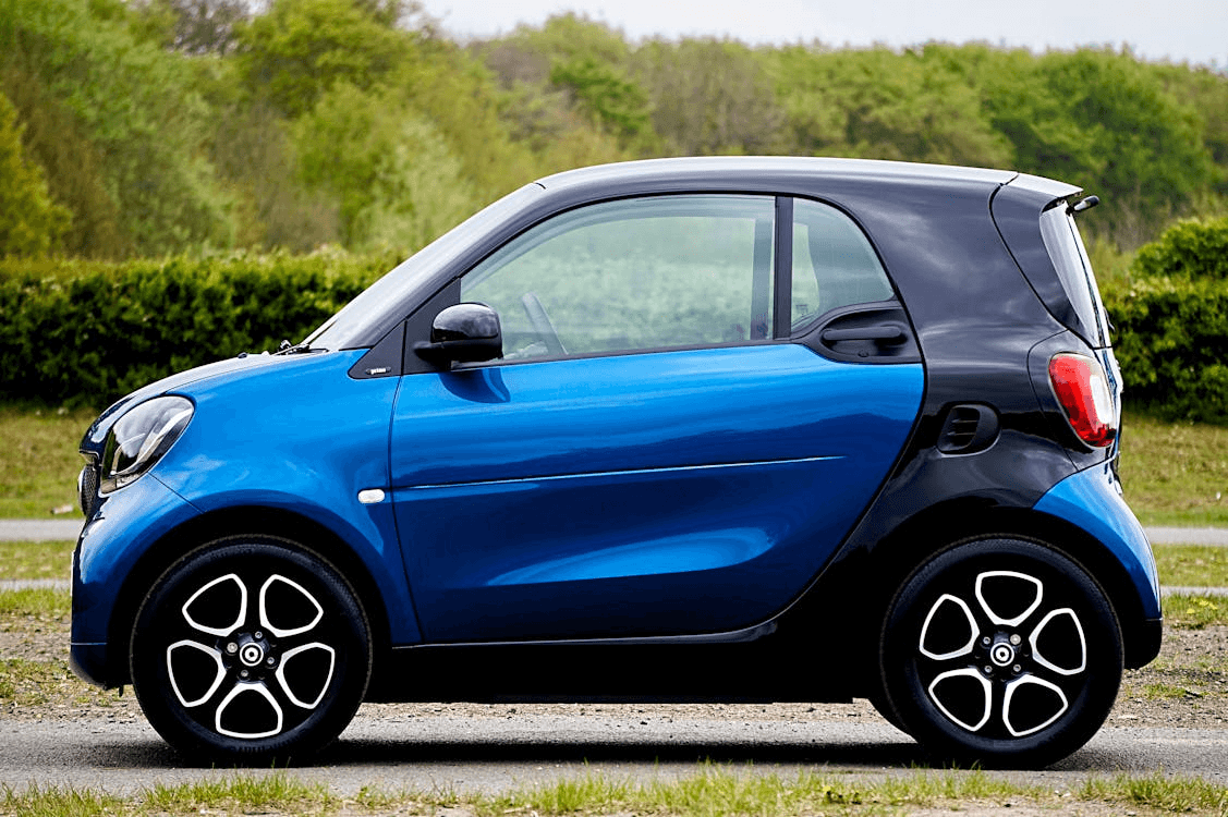 Best features to seek in a compact car for city adventure