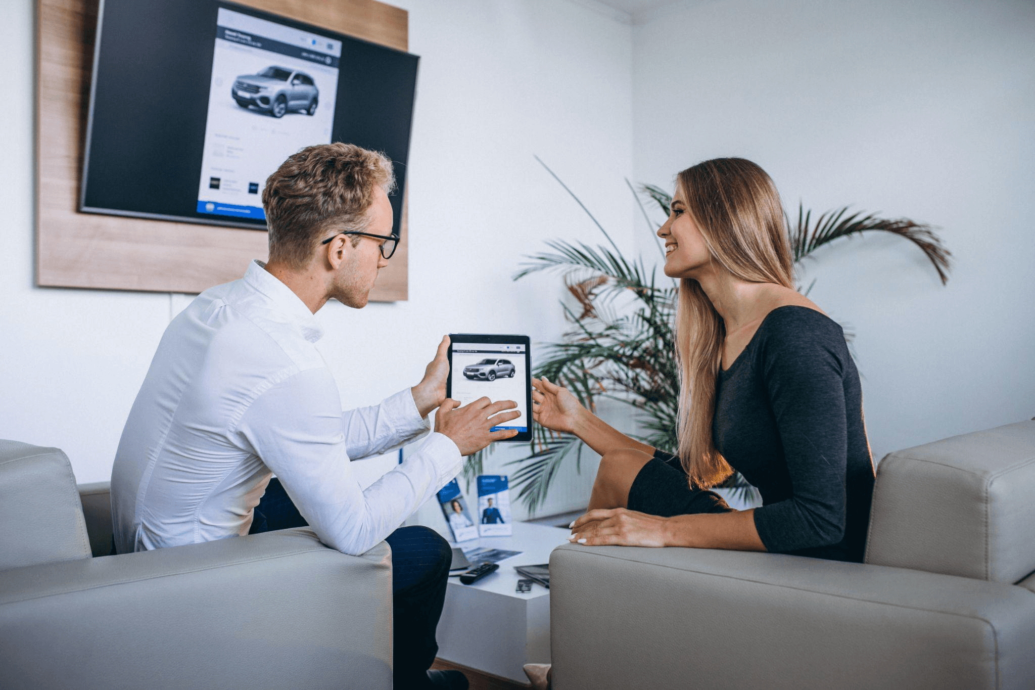 How top car news websites effectively cover global automobile trends