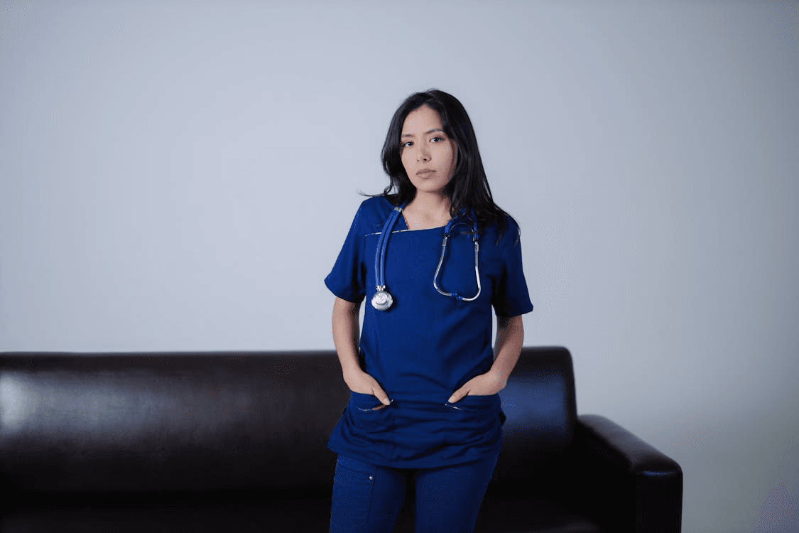 How to switch careers into healthcare