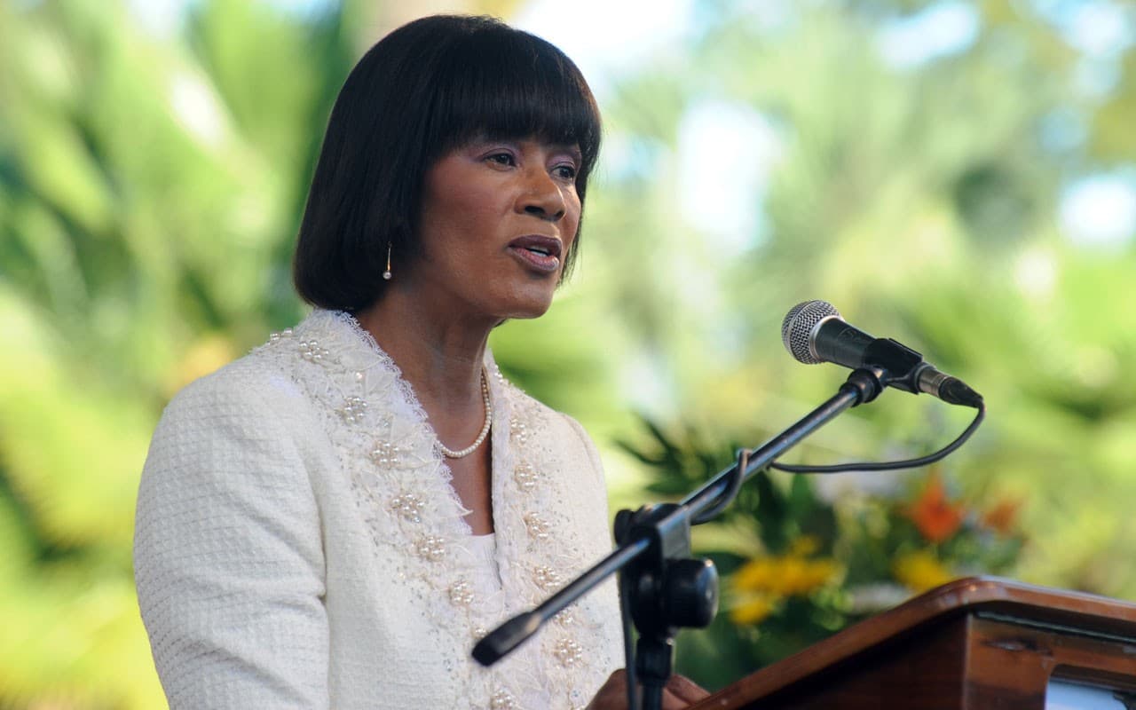 Portia Says She Isn't Picking a Side