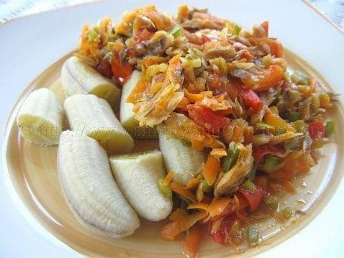 Cuisine: Green fig and saltfish