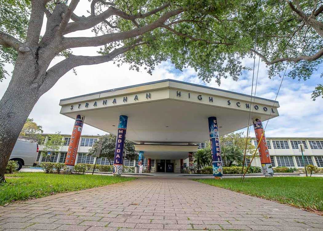 Stranahan High School lockdown lifted after false threat