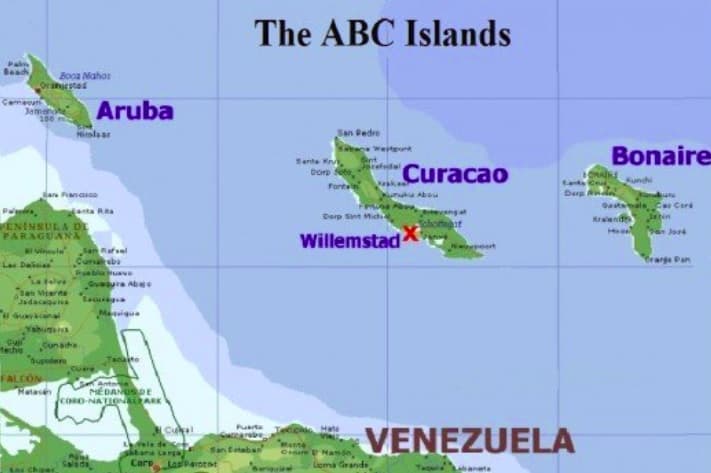 Venezuela cuts off air and sea traffic with Aruba, Bonaire, and Curaçao