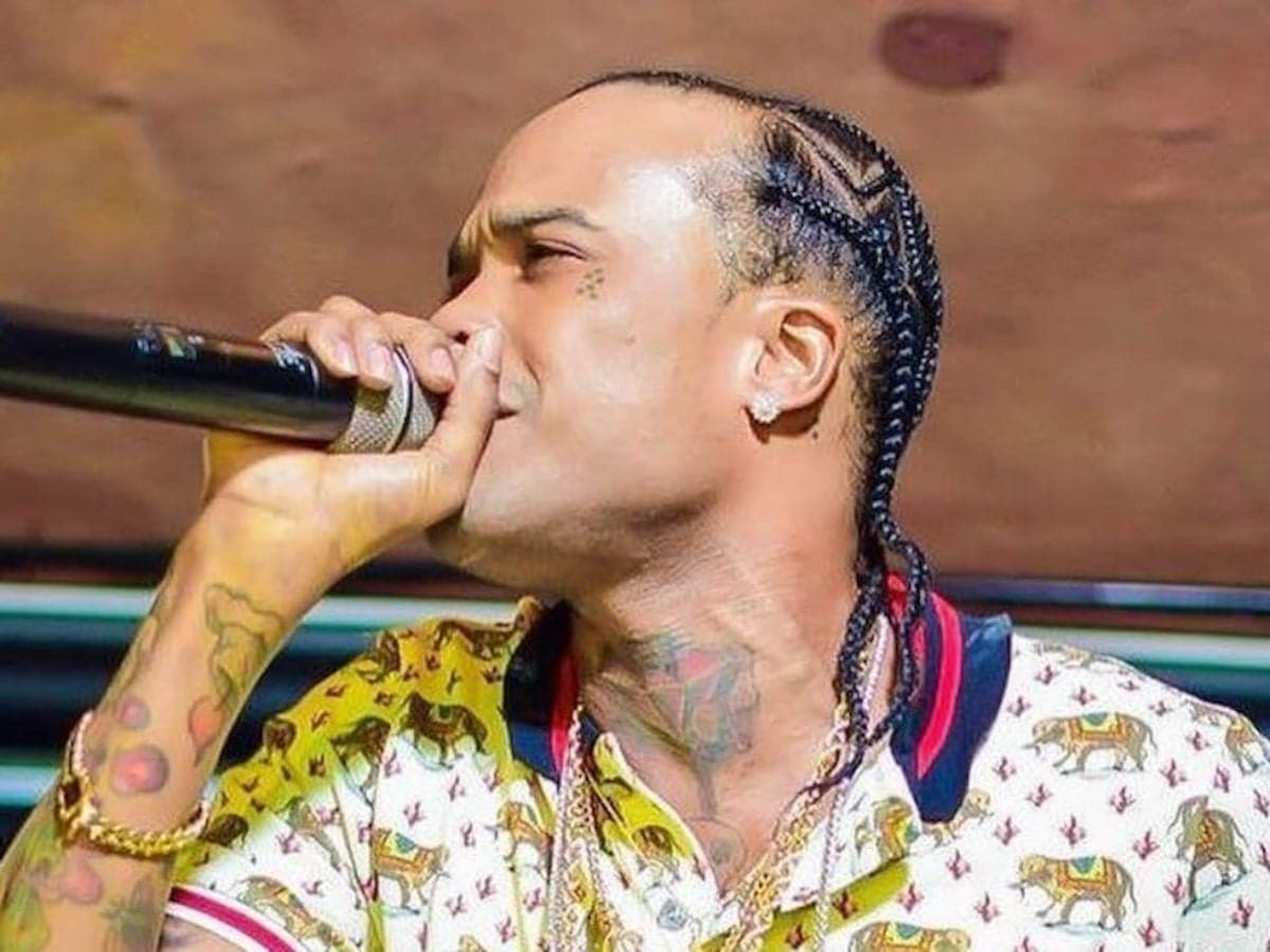 Tommy Lee Sparta Contemplates Taking COVID Vaccine