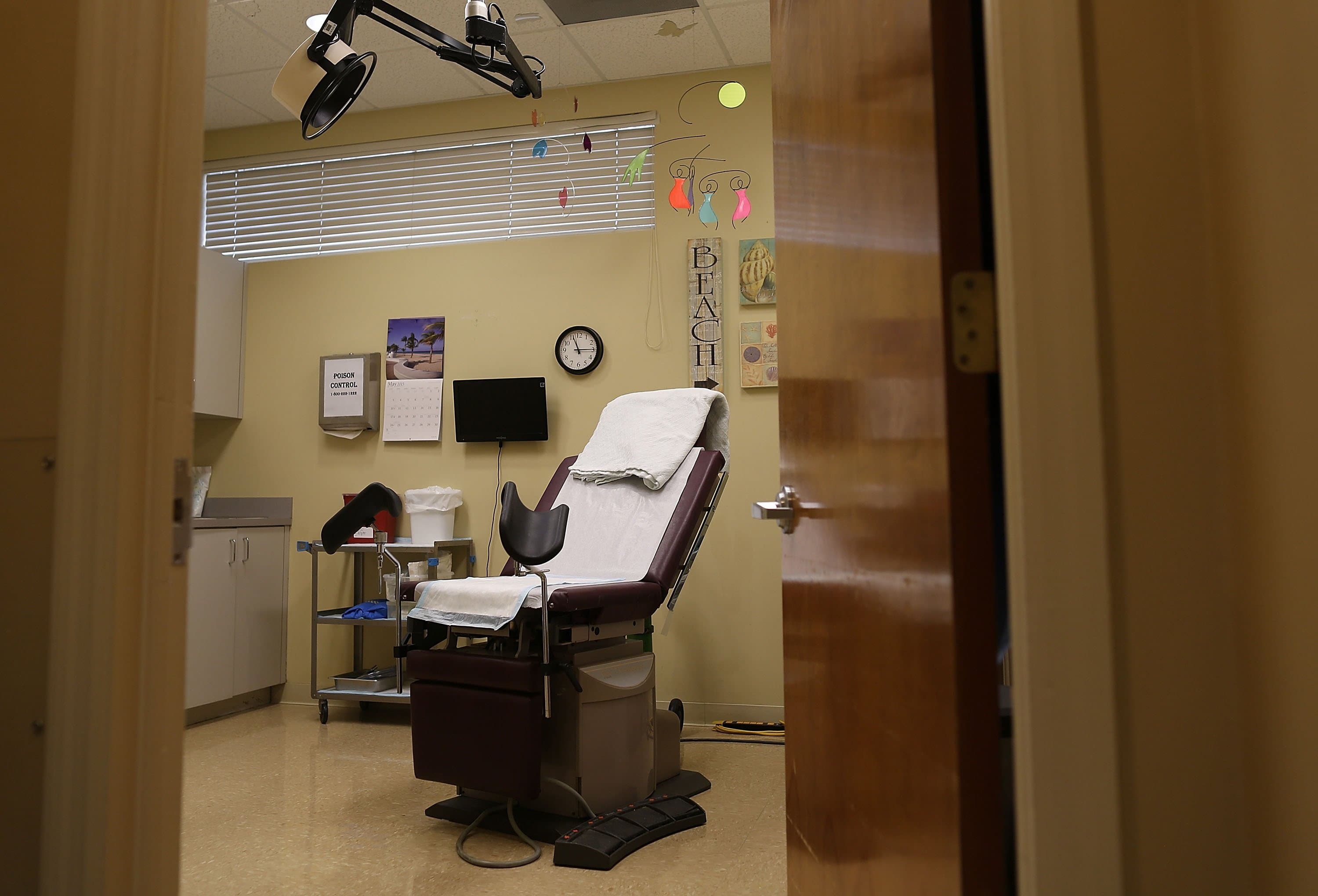 Florida fines abortion clinic over 24-hour wait period law