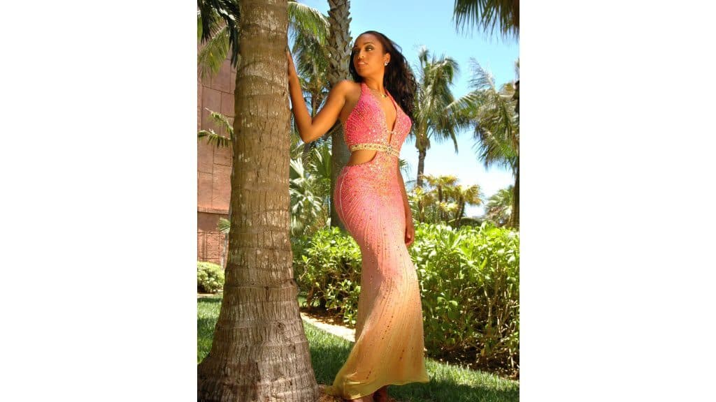 Former Miss Bahamas World contestant Anva Roberts has died