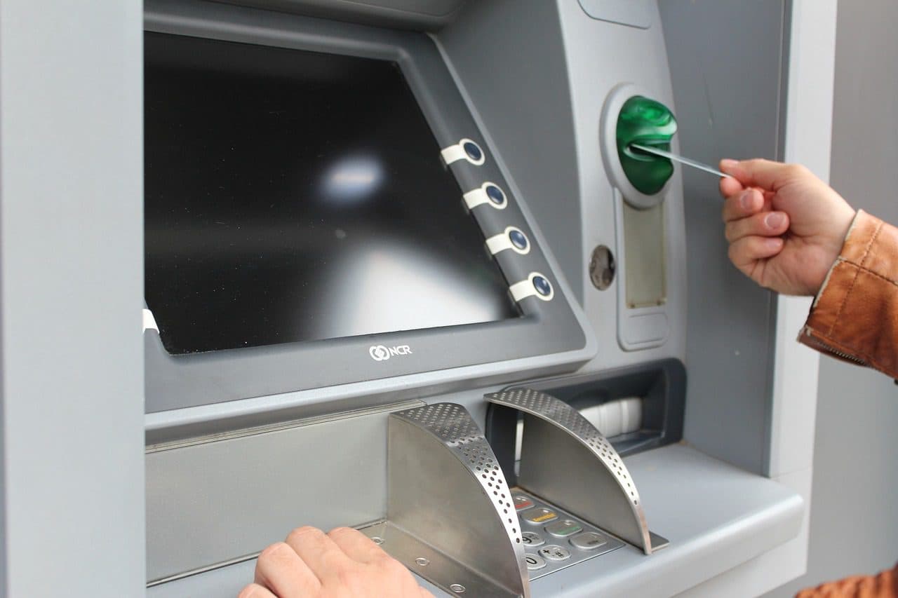 Cash crunch? Jamaica Bankers Association encourages card and online banking usage