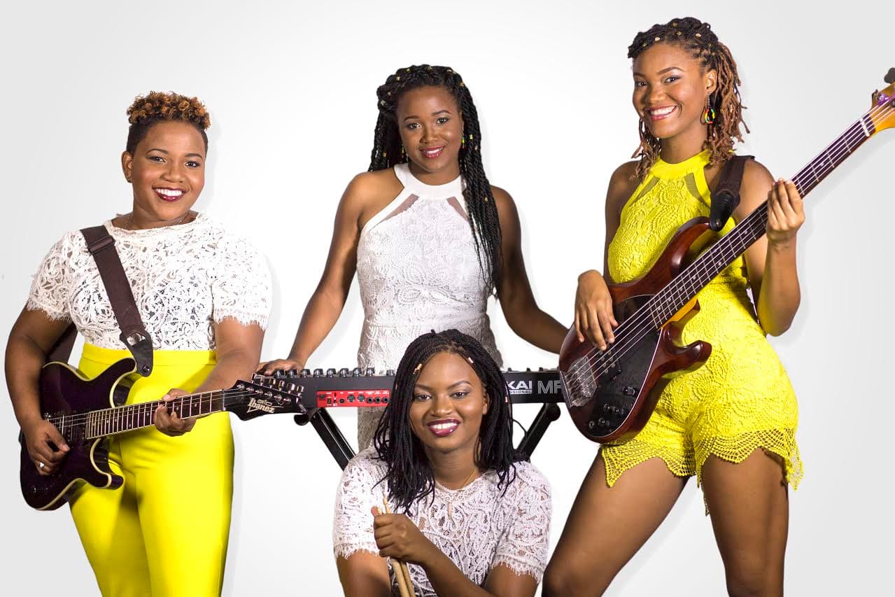 ADAHZEH – the Island Girls who spread good vibes