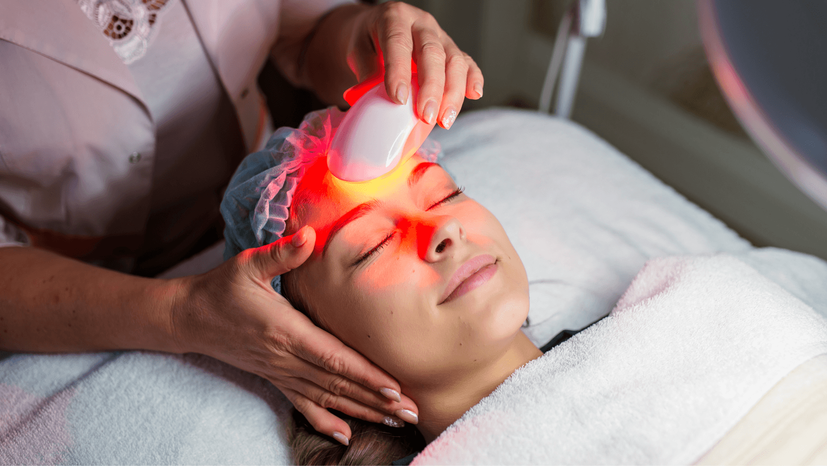 How LED therapy supports skin health